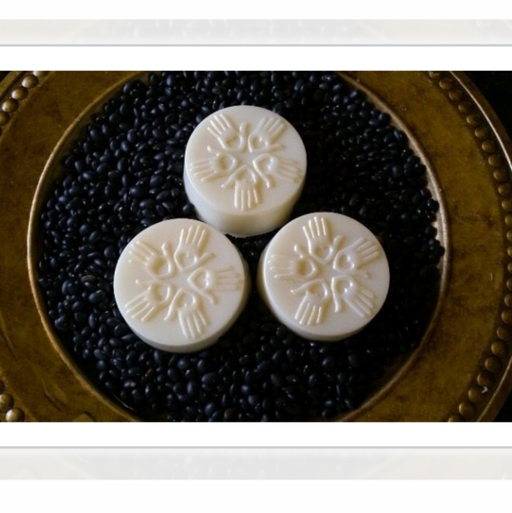 Beautiful Veggie Clay Soaps - Picture 2 of 8